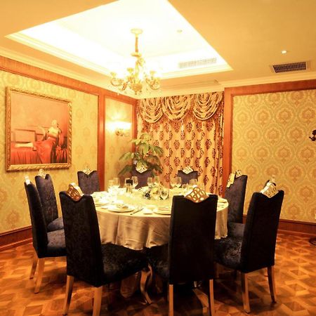 Chengdu French Theme Gold Palace Εξωτερικό φωτογραφία