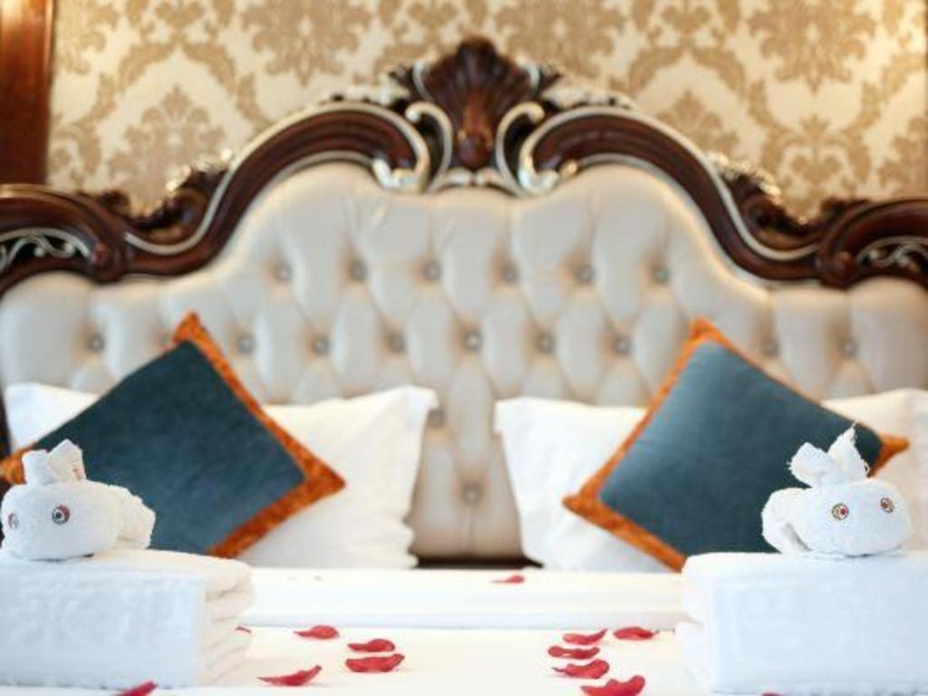 Chengdu French Theme Gold Palace Εξωτερικό φωτογραφία