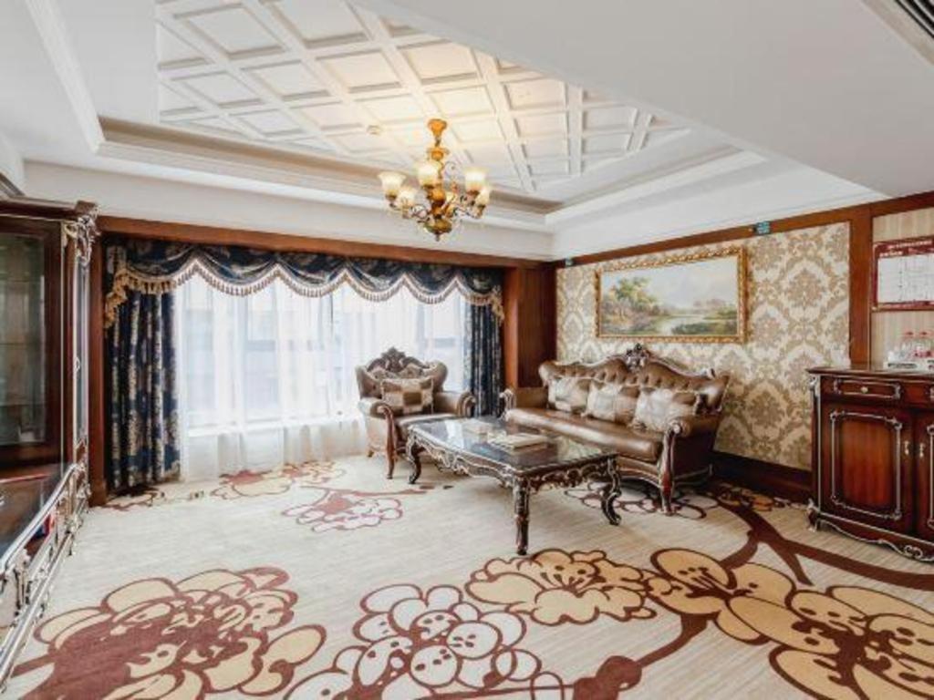 Chengdu French Theme Gold Palace Εξωτερικό φωτογραφία