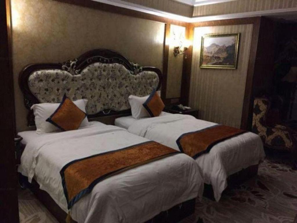 Chengdu French Theme Gold Palace Εξωτερικό φωτογραφία