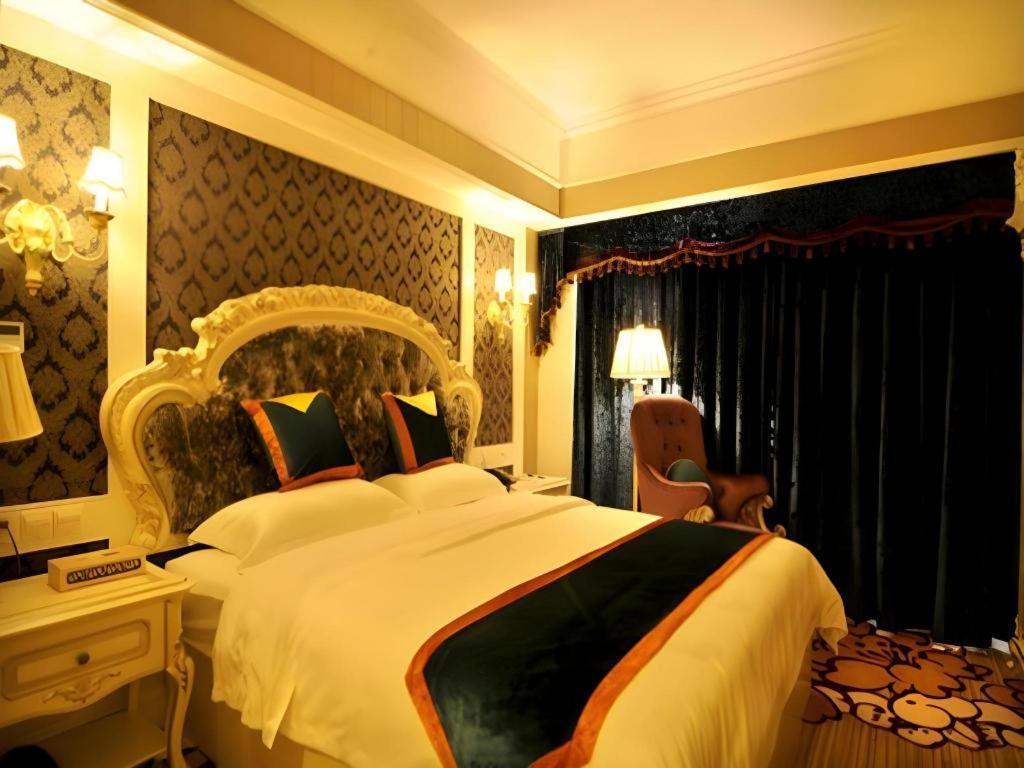 Chengdu French Theme Gold Palace Εξωτερικό φωτογραφία