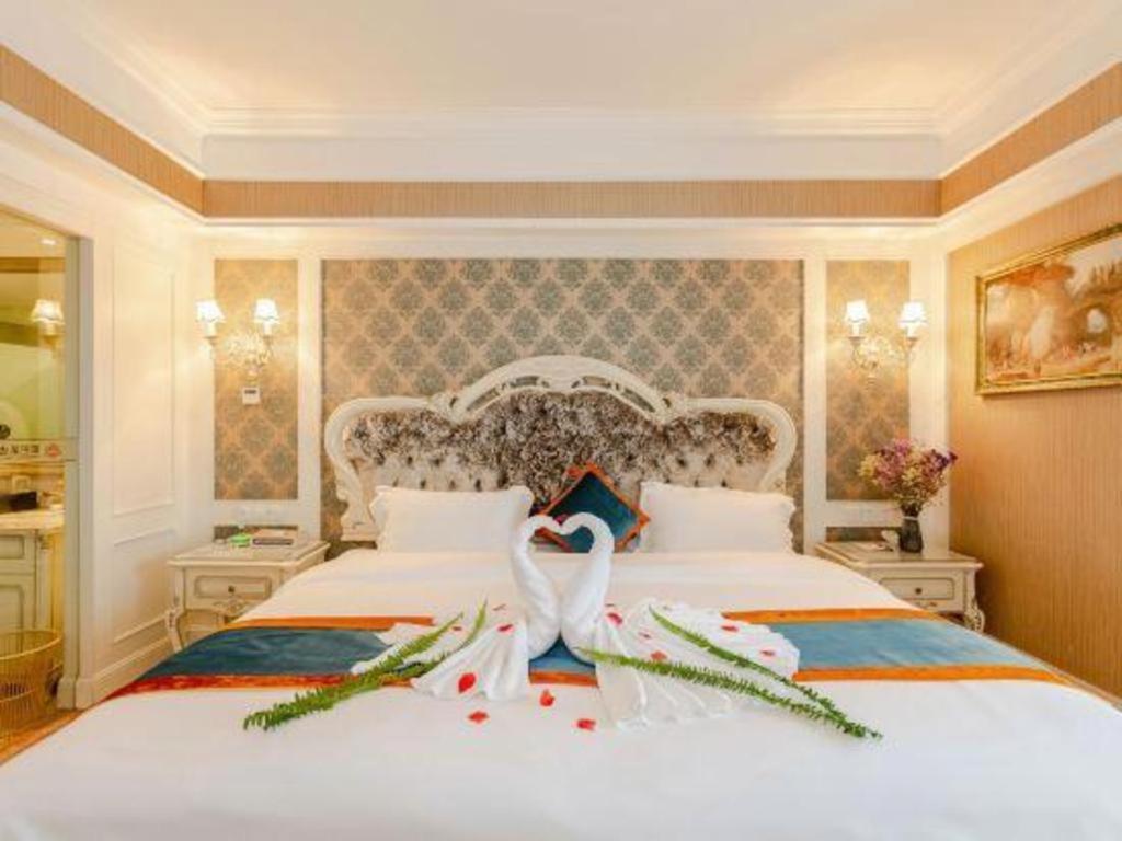 Chengdu French Theme Gold Palace Εξωτερικό φωτογραφία