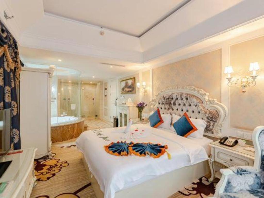 Chengdu French Theme Gold Palace Εξωτερικό φωτογραφία