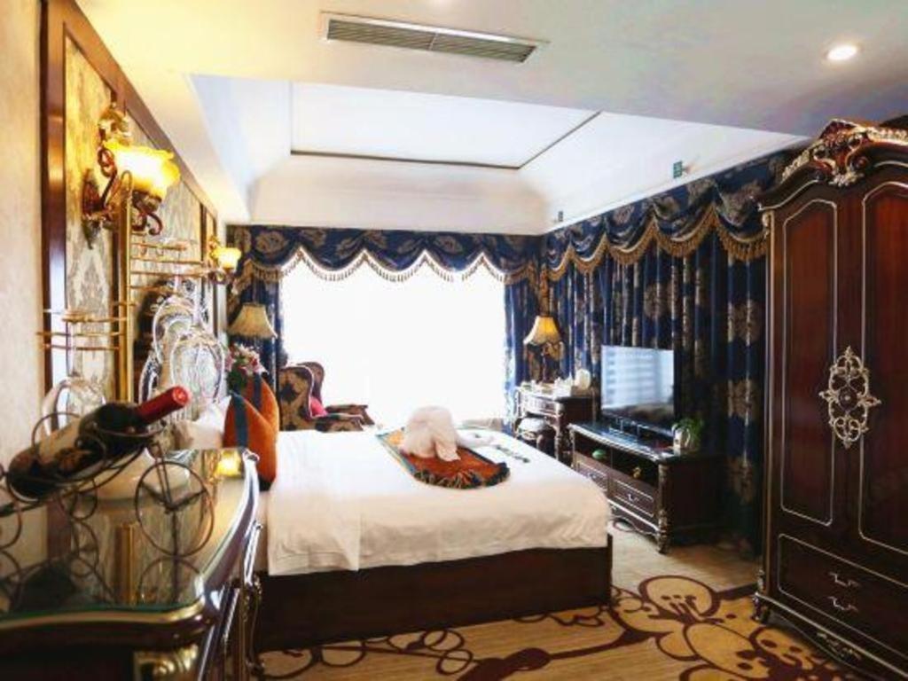 Chengdu French Theme Gold Palace Εξωτερικό φωτογραφία