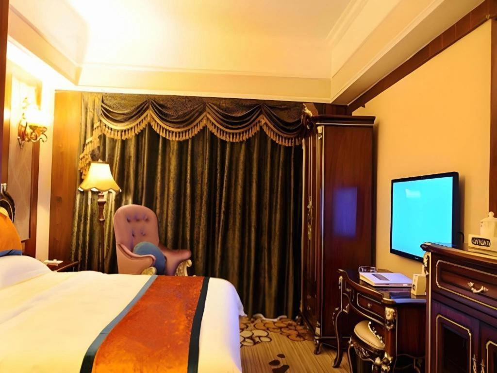 Chengdu French Theme Gold Palace Εξωτερικό φωτογραφία