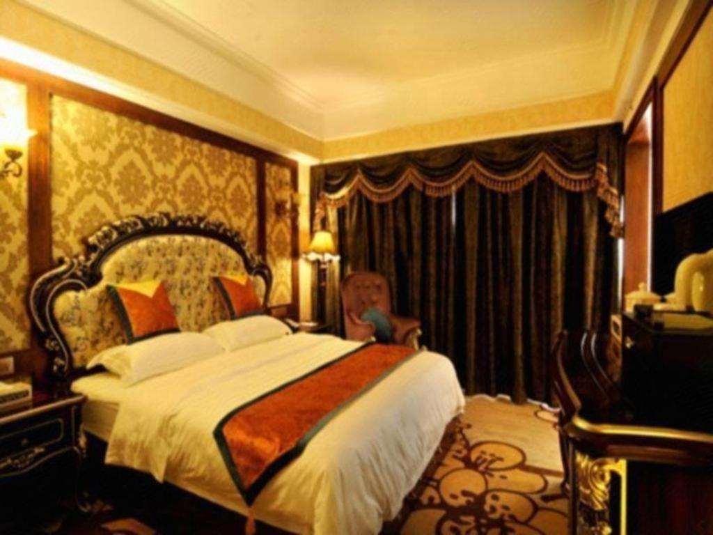 Chengdu French Theme Gold Palace Εξωτερικό φωτογραφία