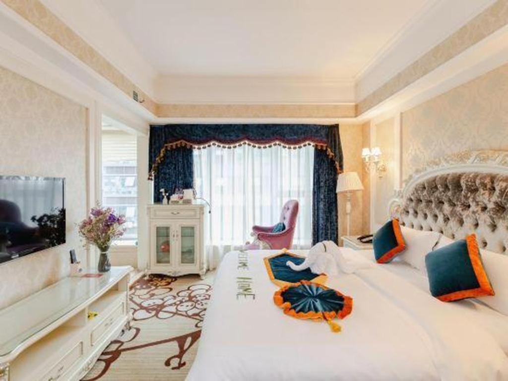 Chengdu French Theme Gold Palace Εξωτερικό φωτογραφία