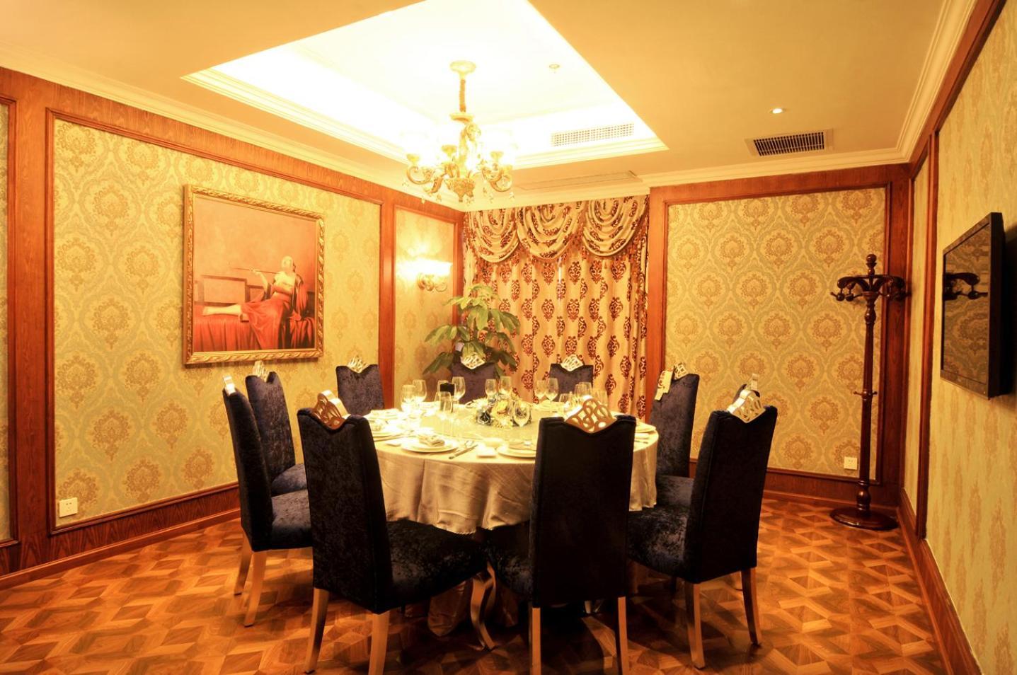 Chengdu French Theme Gold Palace Εξωτερικό φωτογραφία
